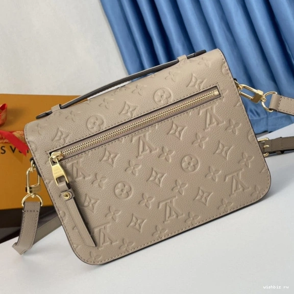 WIS LOUIS VUITTON MÉTIS POCHETTE 0822